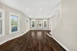8028 SE Taylor St, Portland, OR 97215 - Photo 10