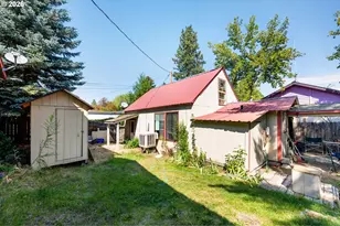 828 NW Florida Ave, Bend, OR 97703 - Photo 22