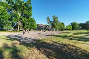 29276 SW Costa Cir E, Wilsonville, OR 97070 - Photo 20