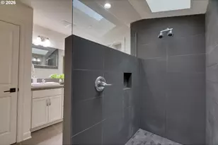 29276 SW Costa Cir E, Wilsonville, OR 97070 - Photo 16