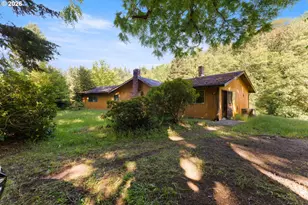 27480 Gibbs Rd, Scappoose, OR 97056 - Photo 2