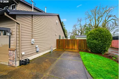 8117 Cox Ln, Gladstone, OR 97027 - Photo 4