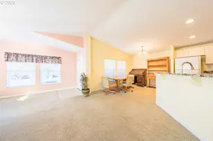 4340 SE Heron Loop, Lincoln City, OR 97367 - Photo 8