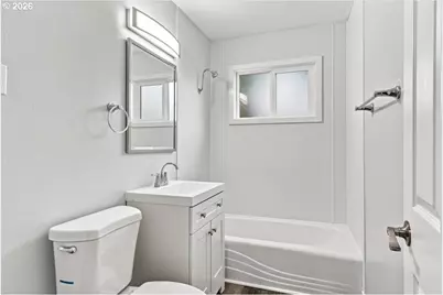 1009 SE 113th Ave, Portland, OR 97216 - Photo 18
