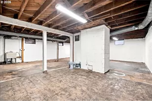 1009 SE 113th Ave, Portland, OR 97216 - Photo 28
