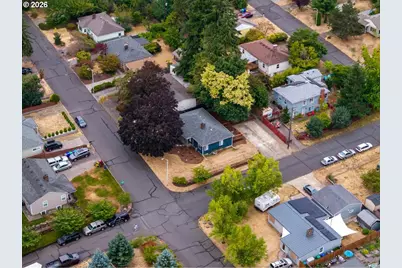 1009 SE 113th Ave, Portland, OR 97216 - Photo 38