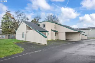 7886 SE Stephanie Ct, Milwaukie, OR 97222 - Photo 1