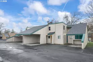 7886 SE Stephanie Ct, Milwaukie, OR 97222 - Photo 2