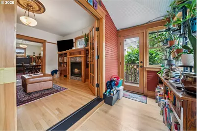 2023 NE 7th Ave, Portland, OR 97212 - Photo 8