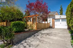 3515 N Baldwin St, Portland, OR 97217 - Photo 2