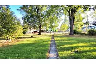 7807 SE Ogden St, Portland, OR 97206 - Photo 16