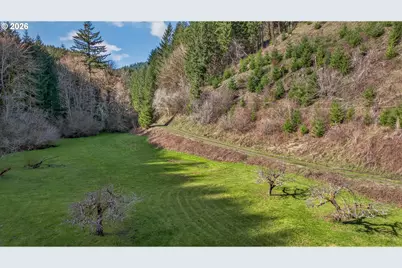 3656 Harlan Burntwoods Rd, Blodgett, OR 97326 - Photo 6