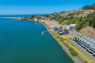 94304 Wedderburn Loop, Gold Beach, OR 97444 - Photo 2
