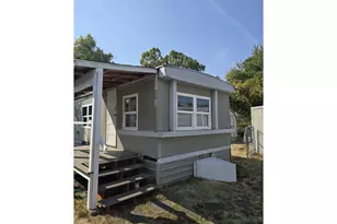 555 N Danebo Ave, Eugene, OR 97402 - Photo 2