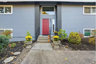 10955 SW Meadowbrook Dr #16, Portland, OR 97224 - Photo 2