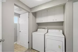 381 Marion Ln, Eugene, OR 97404 - Photo 20