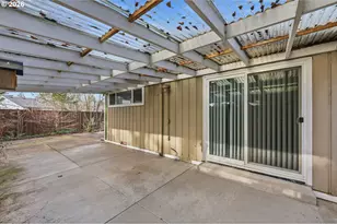 381 Marion Ln, Eugene, OR 97404 - Photo 28