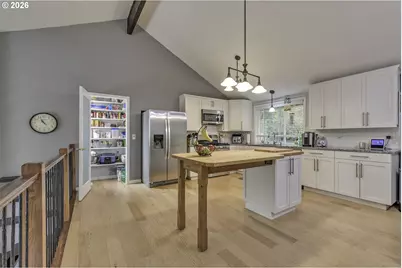 4800 NW Kahneeta Ct, Portland, OR 97229 - Photo 2