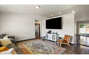 713 Miller Loop, Unknown, OR 97882 - Photo 4