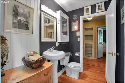 12030 NE Russell St, Portland, OR 97220 - Photo 12