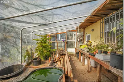 12030 NE Russell St, Portland, OR 97220 - Photo 24