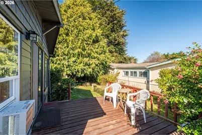 775 10th St SE, Bandon, OR 97411 - Photo 42