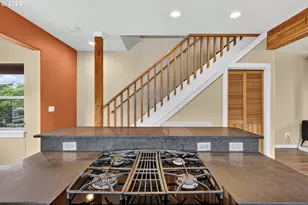 1404 May St, Hood River, OR 97031 - Photo 14