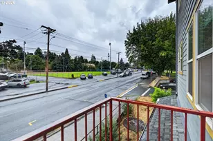 1404 May St, Hood River, OR 97031 - Photo 6