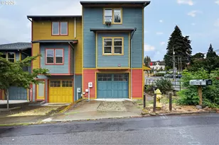 1404 May St, Hood River, OR 97031 - Photo 2