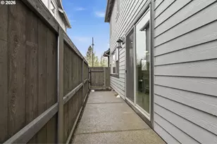 8165 SE Vermont St, Hillsboro, OR 97123 - Photo 20