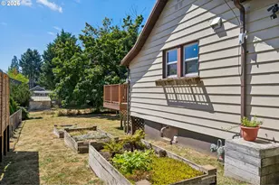 1630 N Blandena St, Portland, OR 97217 - Photo 24