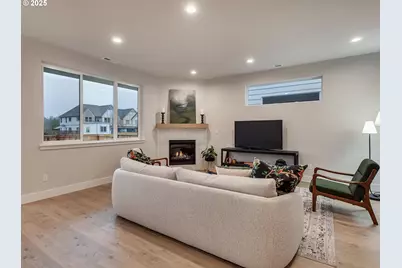 13884 SW 175th Ave, Tigard, OR 97140 - Photo 6