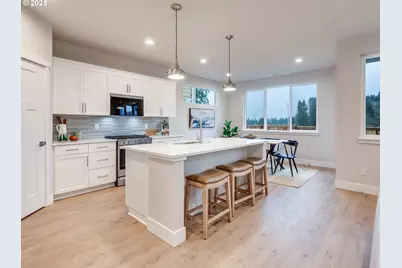 13884 SW 175th Ave, Tigard, OR 97140 - Photo 8