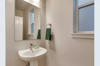 13884 SW 175th Ave, Tigard, OR 97140 - Photo 16