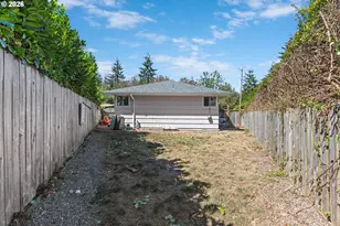 2157 Myrtle Ave, Coos Bay, OR 97420 - Photo 34