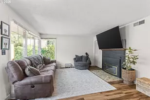 2157 Myrtle Ave, Coos Bay, OR 97420 - Photo 12
