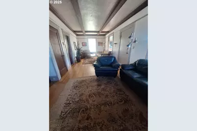 175 S 6th St, Reedsport, OR 97467 - Photo 4