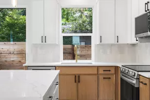 6605 N Seneca St, Portland, OR 97203 - Photo 6