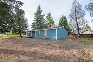 1190 27th Avenue, Sweet Home, OR 97386 - Photo 2