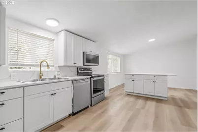 1190 27th Ave, Sweet Home, OR 97386 - Photo 10