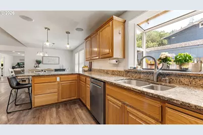 2886 Fir Ct, Sweet Home, OR 97386 - Photo 8