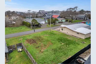 172 S Dolphin St, Rockaway Beach, OR 97136 - Photo 6