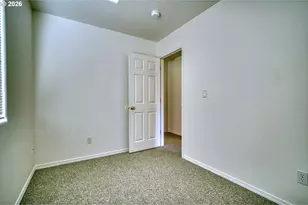 35457 Oakwood Dr, Saint Helens, OR 97051 - Photo 18