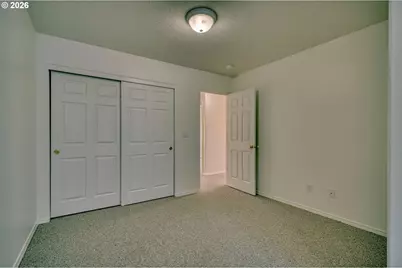 35457 Oakwood Dr, Saint Helens, OR 97051 - Photo 14