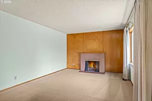 1136 SE 146th Ave, Portland, OR 97233 - Photo 4