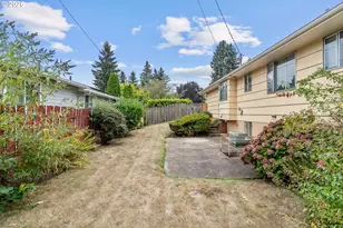 1136 SE 146th Ave, Portland, OR 97233 - Photo 30