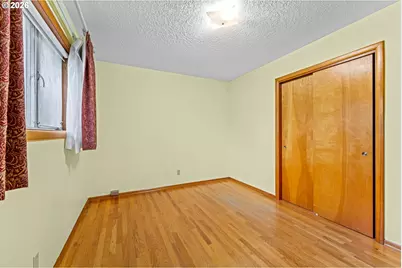 1136 SE 146th Ave, Portland, OR 97233 - Photo 14