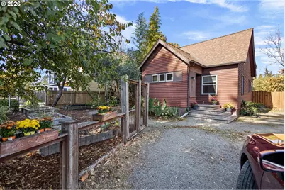 6103 SE Clatsop St, Portland, OR 97206 - Photo 2