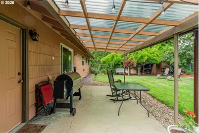 200 SE Evelyn Ave, Gresham, OR 97080 - Photo 28