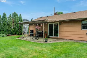 200 SE Evelyn Ave, Gresham, OR 97080 - Photo 30